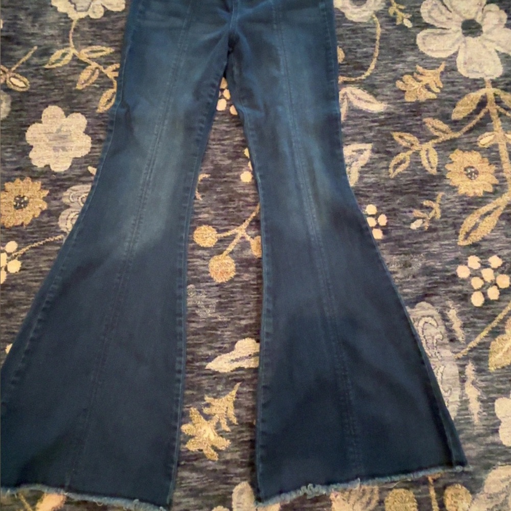 Women's Flared Blue Jeans